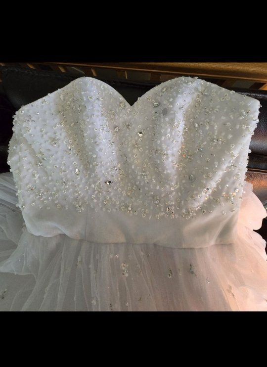White Beaded Sweetheart Ball Gown Wedding Dress - Size Small/Medium