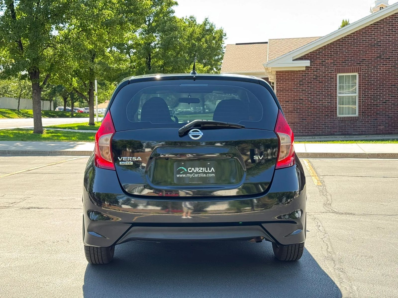 Main image 14
