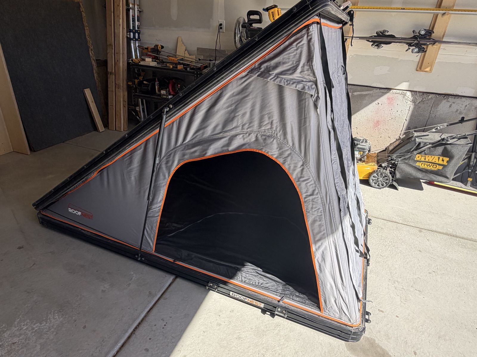 ROOFNEST Falcon 2 Roof Top Tent - Hard Shell RTT - Outdoor Camping
