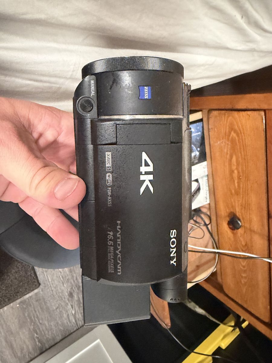 Sony 4K handicam ax53
