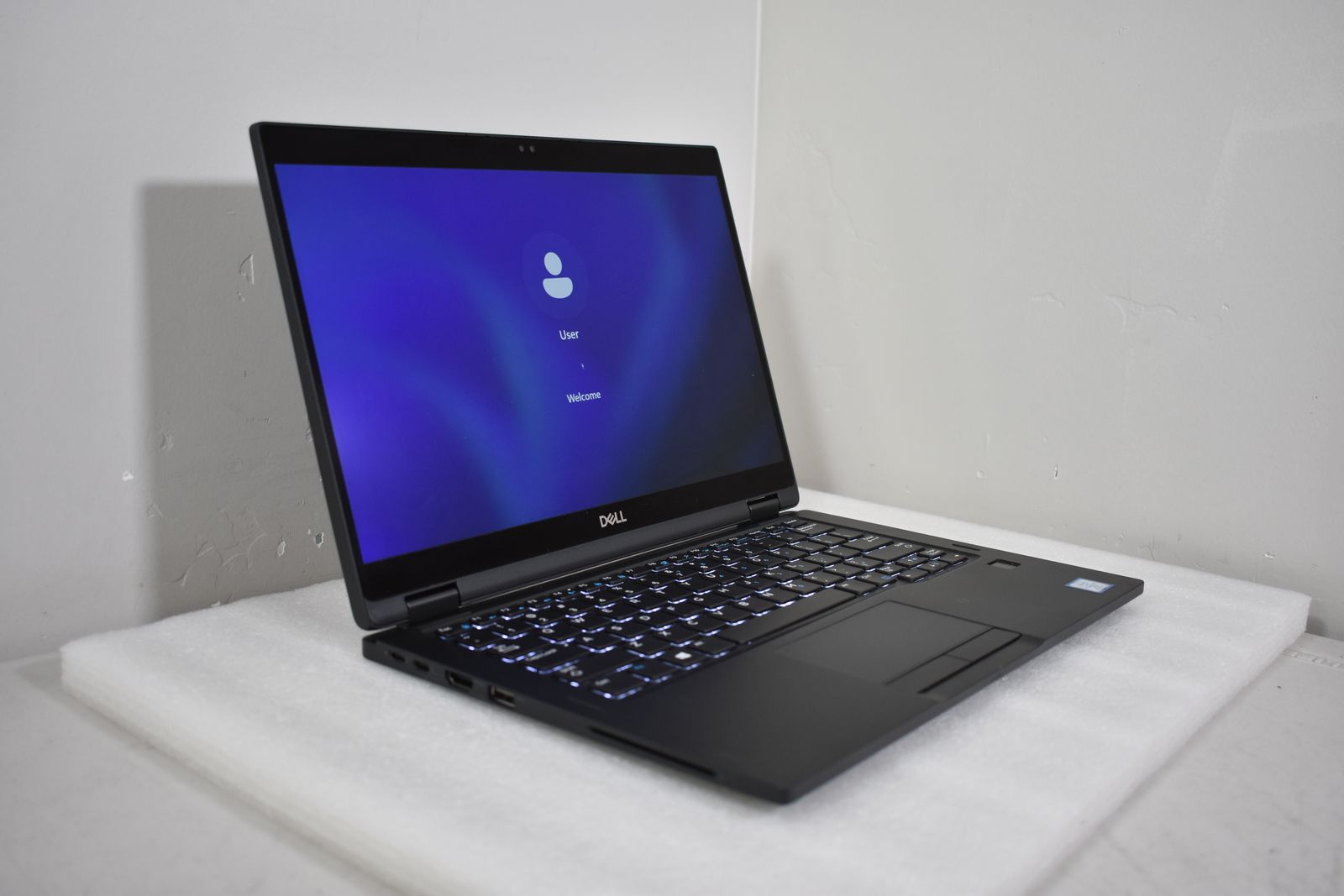 Dell Windows 11 2-in-1 Laptop - i7-8650u, 16gb Ram, 256gb NVME SSD