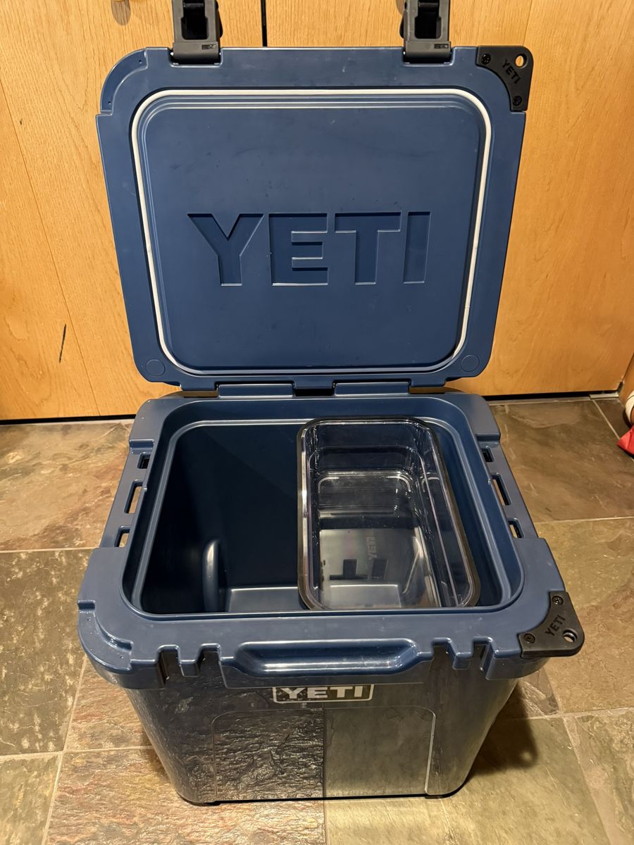 Yeti Roadi 48 Wheeled Cooler
