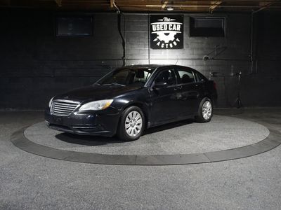 2014 CHRYSLER 200 LX