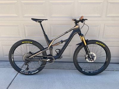 Canyon Spectral CF 9.0 Limited (Large)