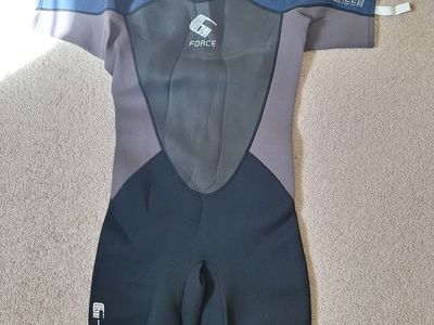 Men’s Short Sleeve Short Leg Surfing, kayaking paddle boarding, size M/L