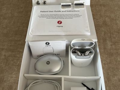 Signia Pure Charge&Go 7IX Hearing Aids with Charger and Accessories