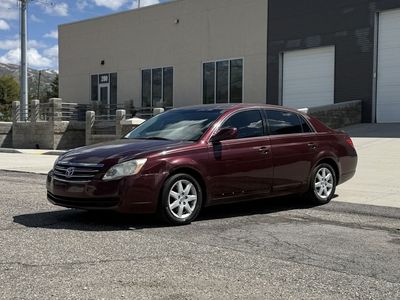 2005 TOYOTA AVALON XL