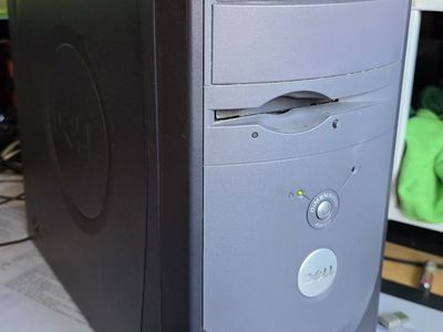 Very Unique Windows XP BOB OS Complete Computer System Monitor Keyboard Mouse