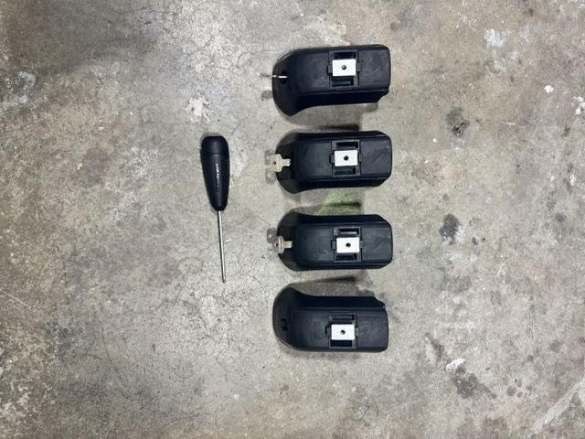 Yakima Timberline towers with SKS lock cores