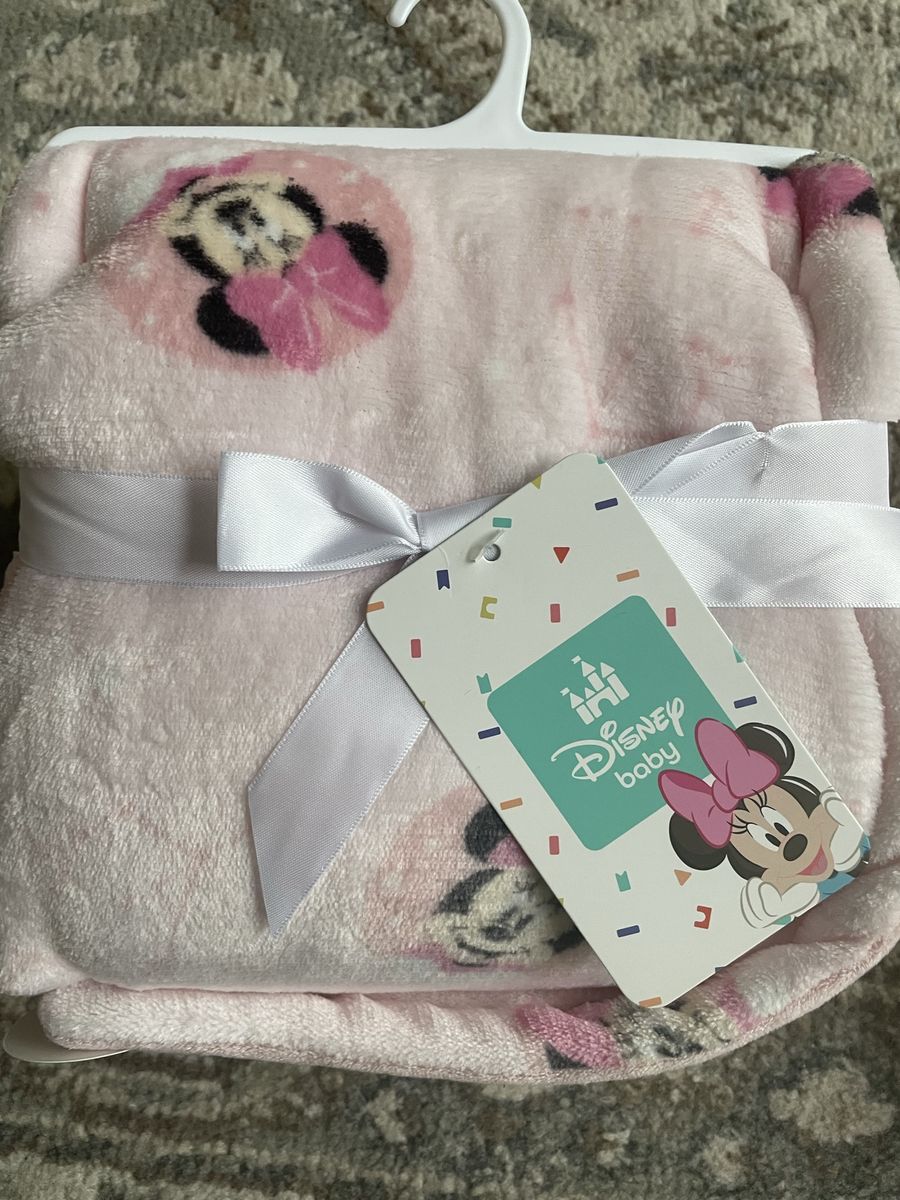 Disney baby pink Minnie Mouse baby blanket