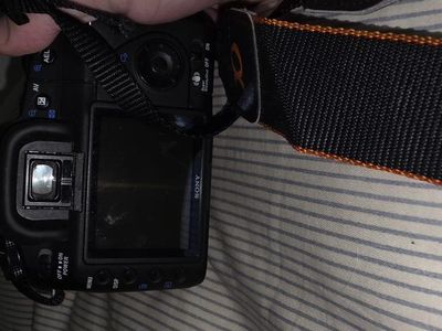 Sony DSLR A200
