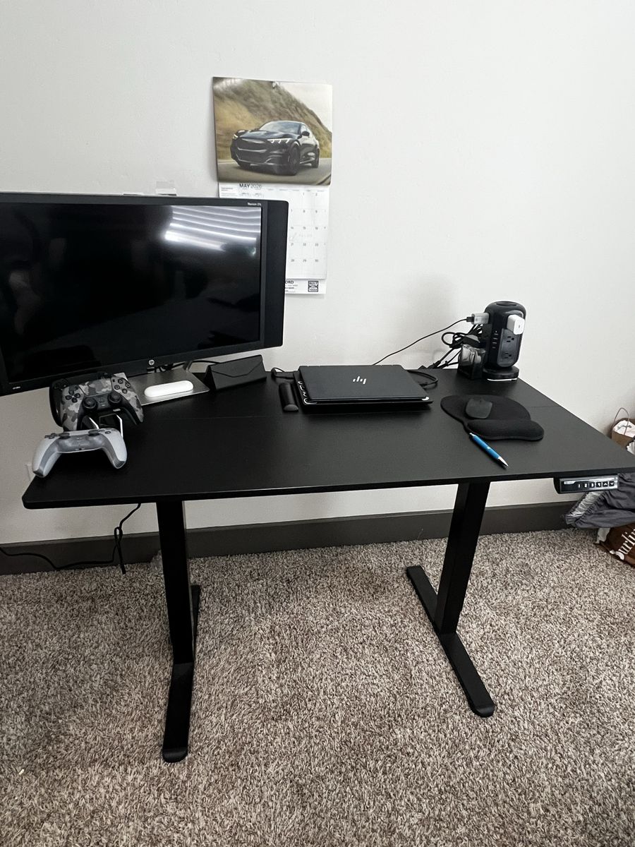 Electric Standing Desk 47” Adjustable Height / Escritorio Eléctrico Ajustable 47”