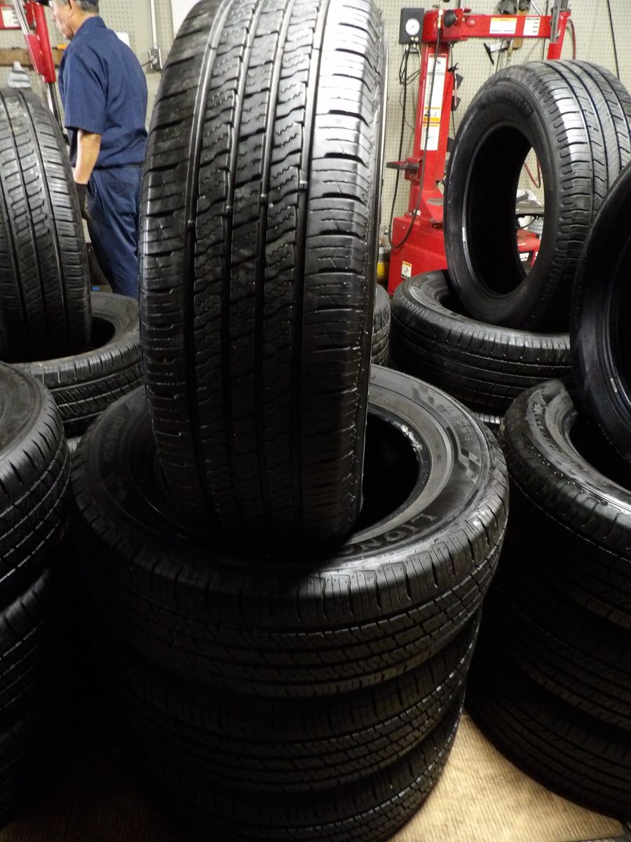 235/65R17 LIONHART ALL WEATHER SET OF USED TIRES 