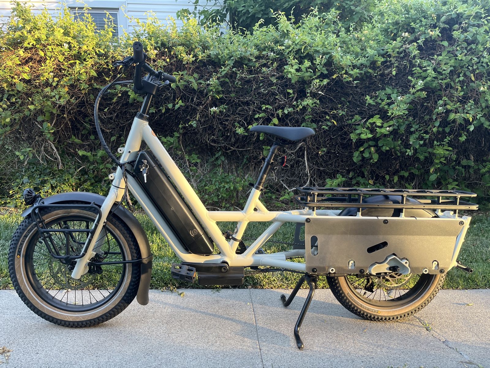 Specialized globe haul LT e-bike
