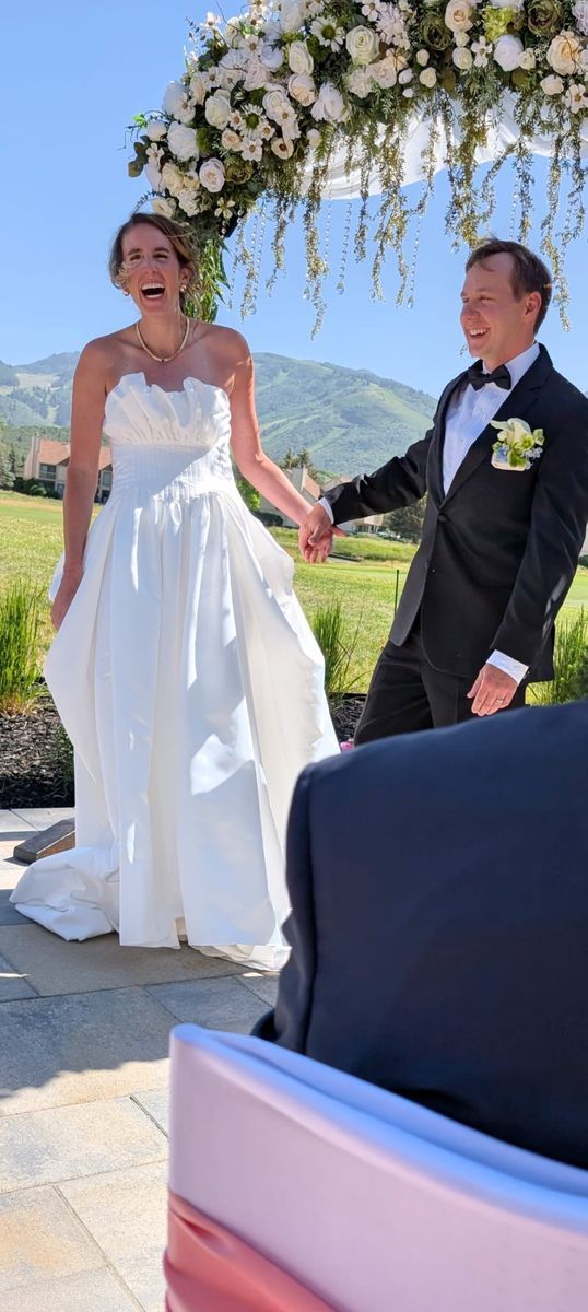 Wedding Dress - Jesus Piero
