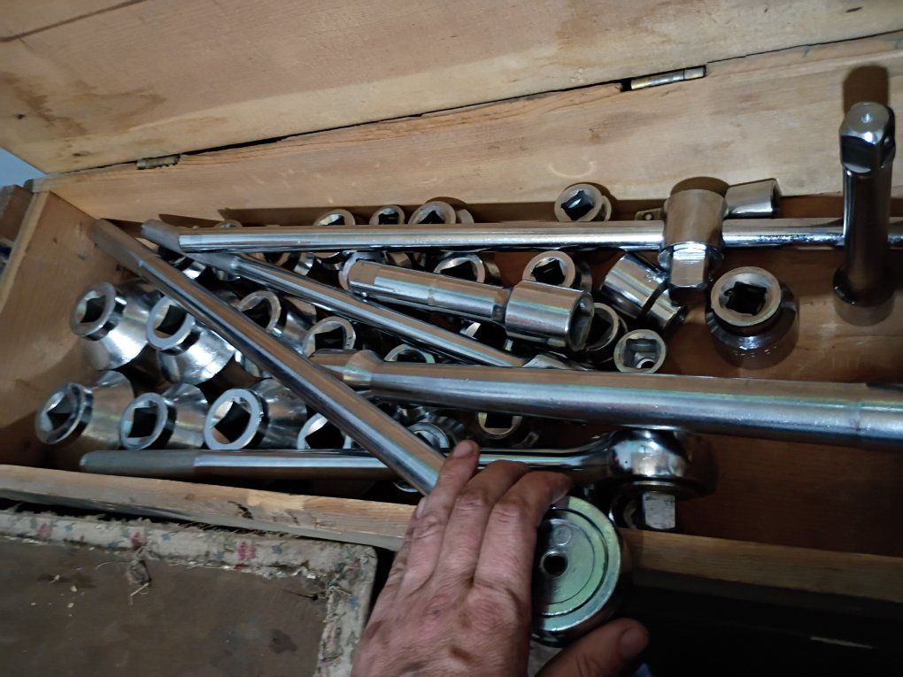 Main image 3