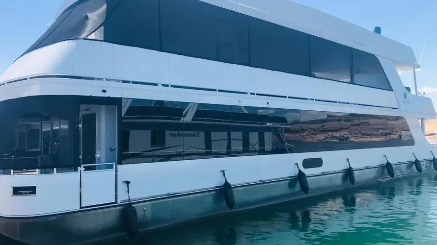 Lake Powell houseboat share "Labor Day Week at Lake Powell"