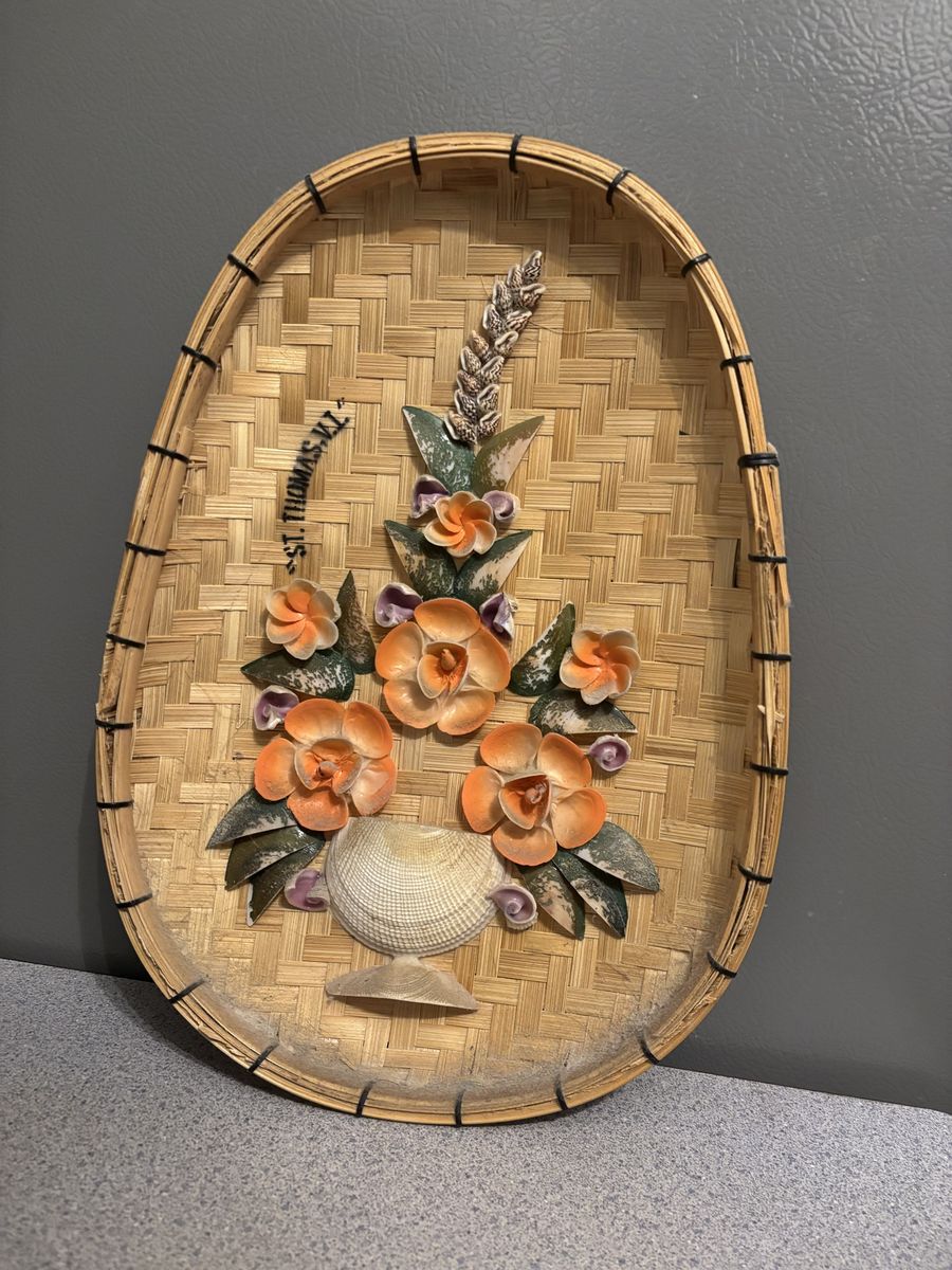 Vintage Shell Art Wall Decor