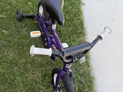 Co-op Cycles REV 12 Kids Bike with Training Wheels - Purple
