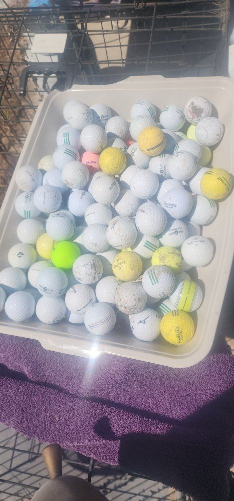 200+ Golf Balls