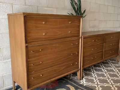 Vintage Mid Century Dresser’s Set