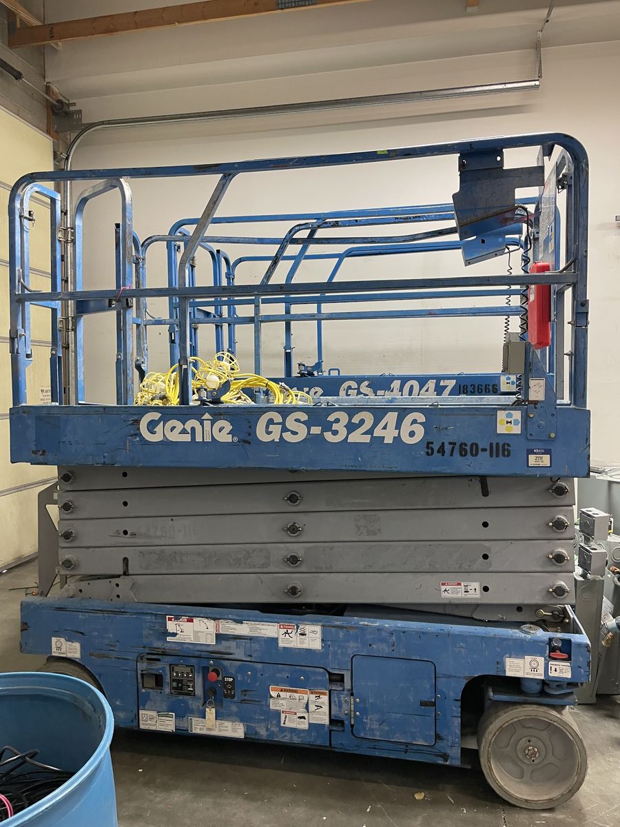 Genie 2013 GS-3246 32' Scissor Lift