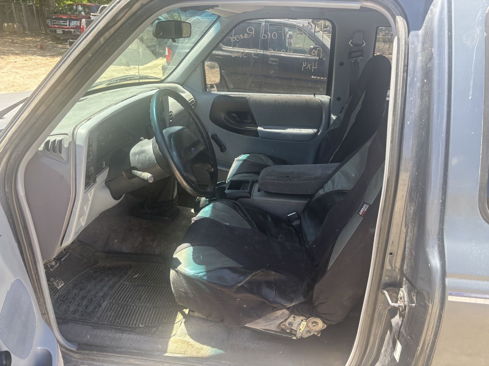 Main image 6