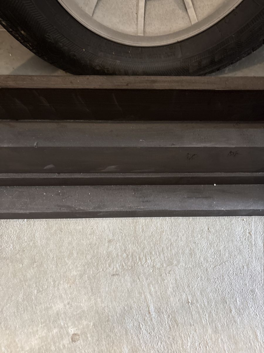 Main image 2