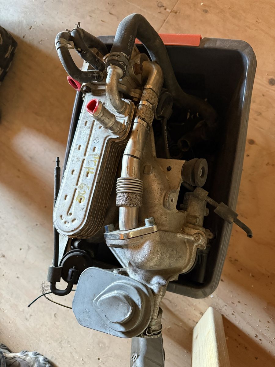 VW Jetta BEW EGR Cooler and Intake Manifold