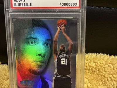 Tim Duncan 1997-98 Flair Showcase Row 3 #5 PSA 10 Gem Mint Rookie Card