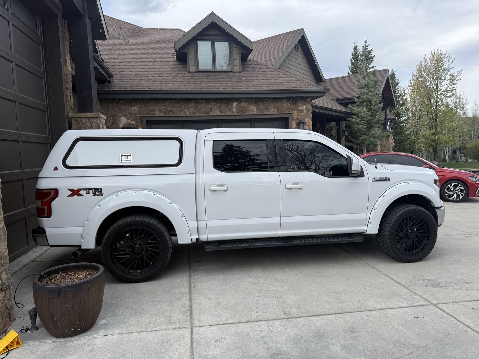 F150 short bed truck shell 5.5 foot white