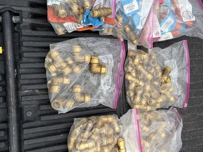 Shark Bite Brass Push-to-Connect Plumbing Fittings 1/2”and 3/4” Sizes