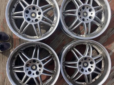 18" MOMO Jaguar Wheels 5x120 5x120.65 5x4.75