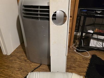 EdgeStar 12,000 BTU portable air conditioner