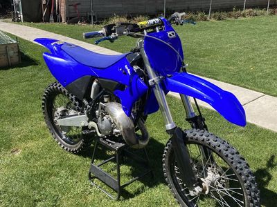 2002 YZ125