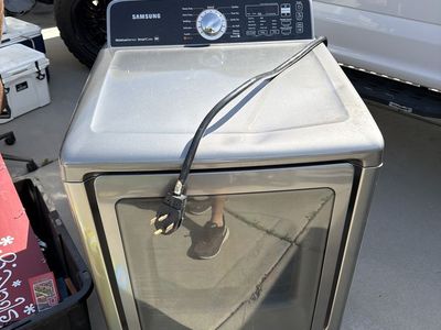 Samsung DV456EWHDSU/AA Electric Dryer - Silver, Multi-Steam Technology, SmartCare