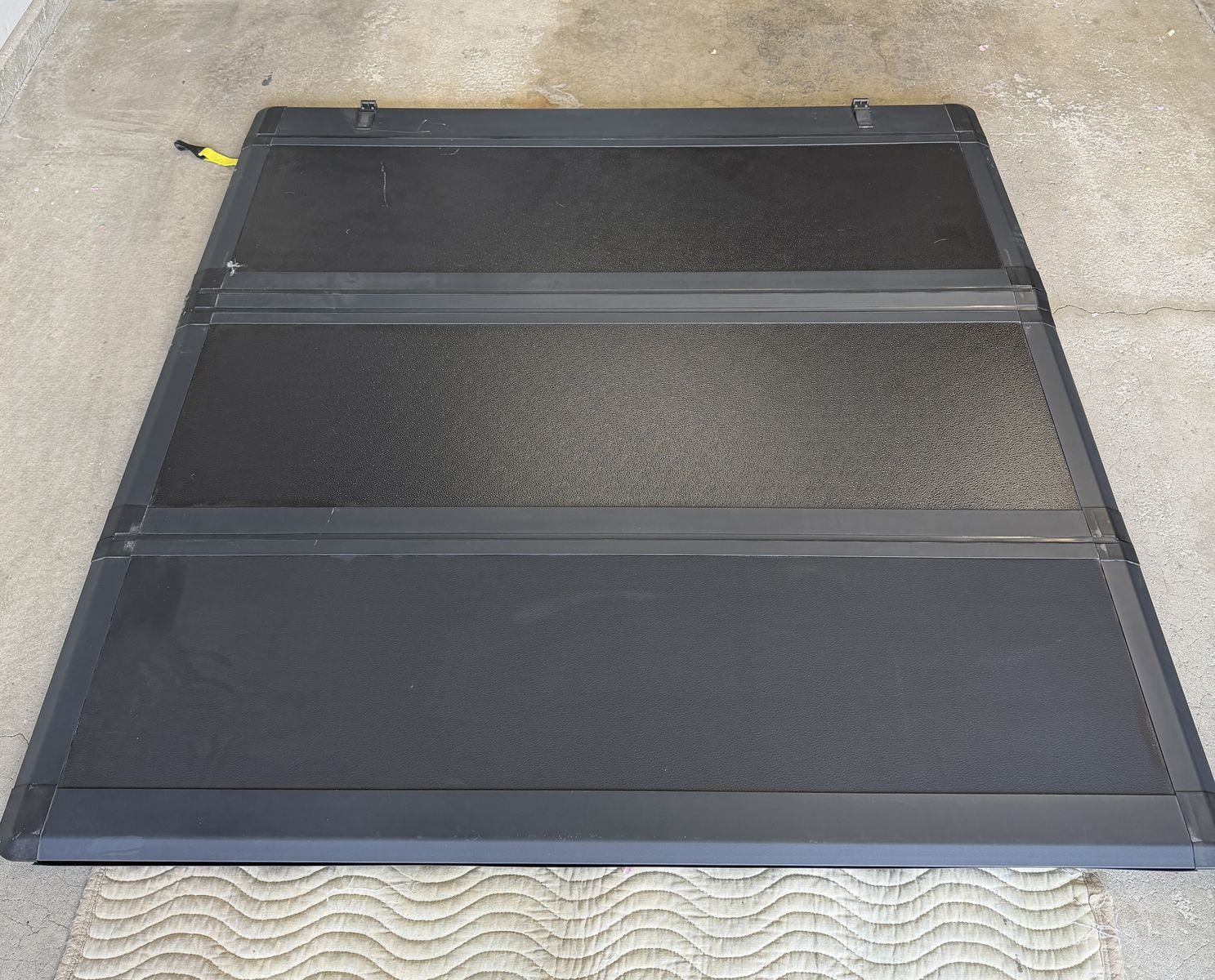 Leer Hard Tonneau for Tundra