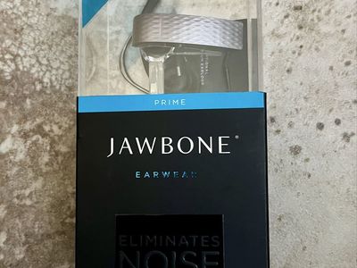 Jawbone Prime Earwear Bluetooth Headset - Noise Cancelling, Wind Noise Reduction