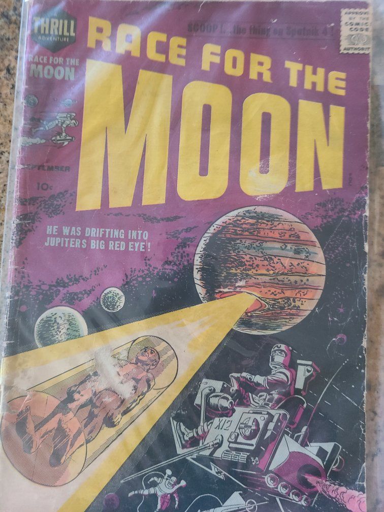 Vintage Race for the Moon Thrill Adventure Sci-Fi Comic Book