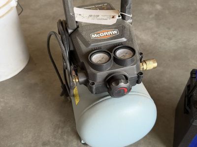 Small air compressor