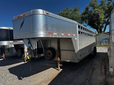2006 FEATHERLITE 20' STOCK TRAILER GOOSENECK