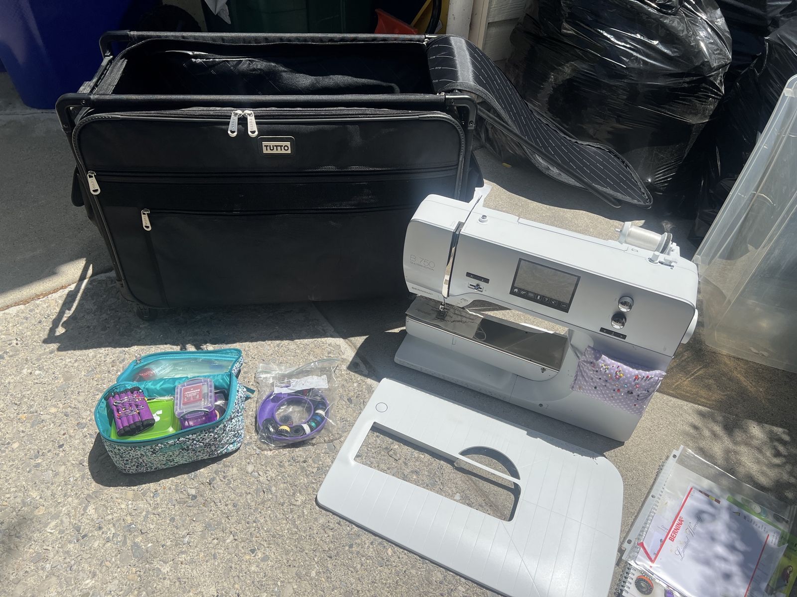 Bernina 750 QE Sewing & Quilting Machine — Like New, Full Package