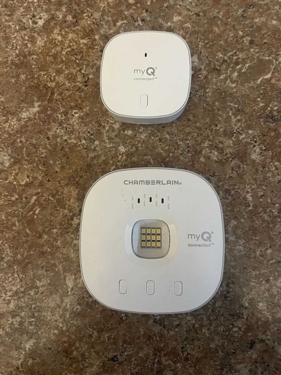 CHAMBERLAIN Smart Garage Control - Wireless Garage Hub and Sensor with Wifi & Bluetooth - Smartphone Controlled, myQ-G0401-ES