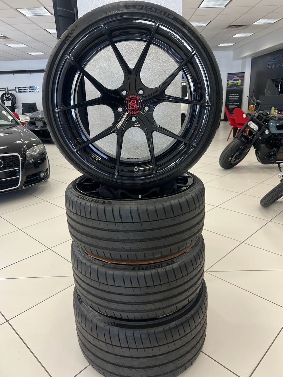 Strasse SMR5 2 Piece Wheels