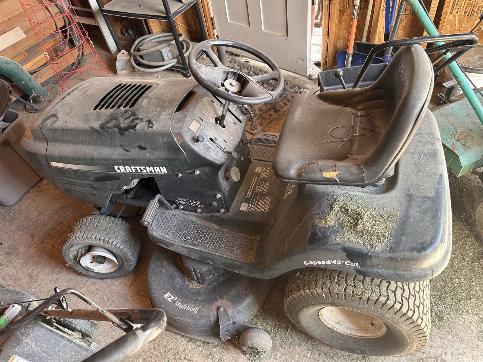 Riding lawn mower