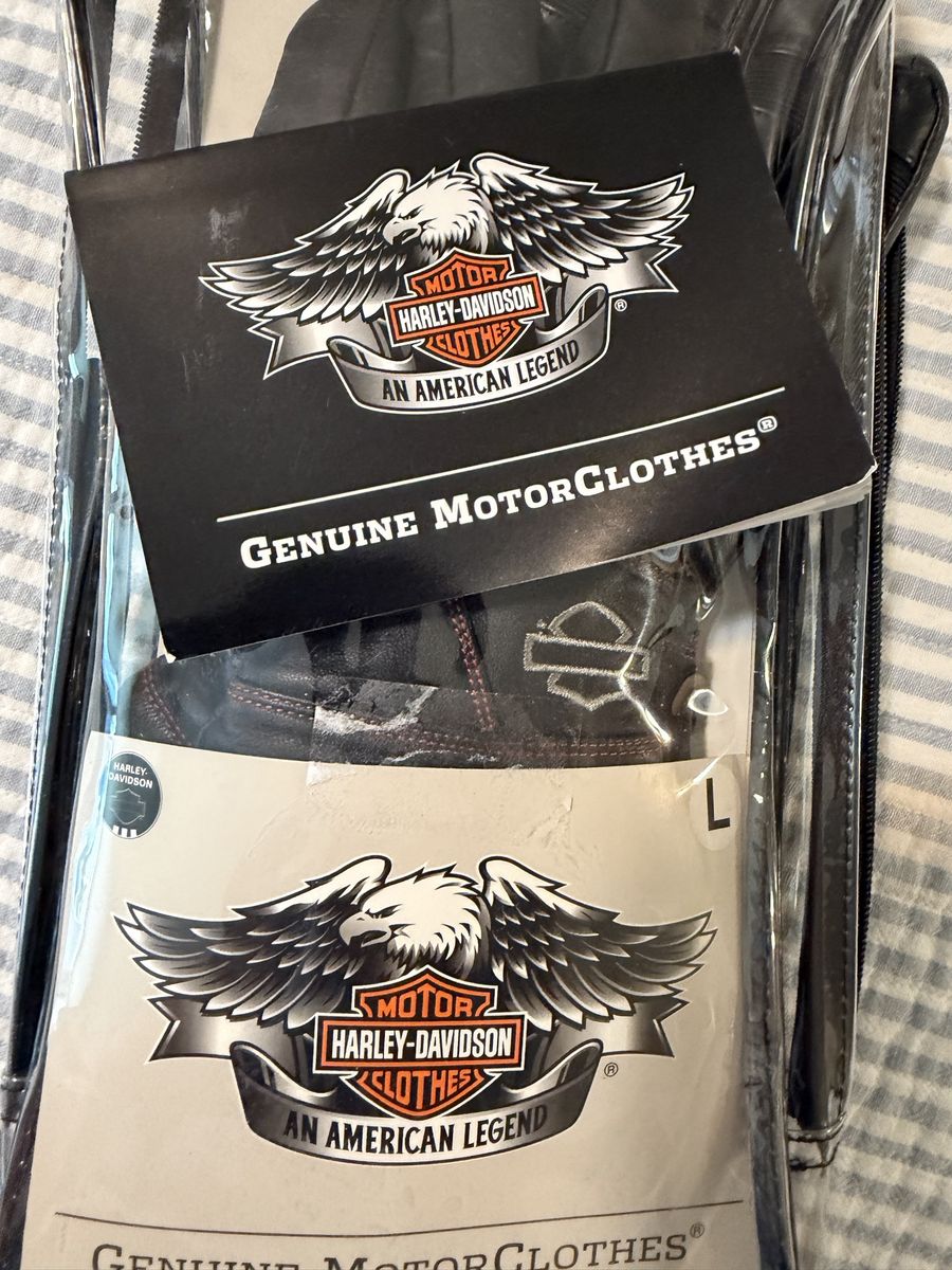 Harley-Davidson Genuine MotorClothes Leather gauntlet gloves size Large.