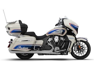 2026 Indian Motorcycle® Roadmaster PowerPlus Signature Series Frontier Pearl / Vigilant Blue