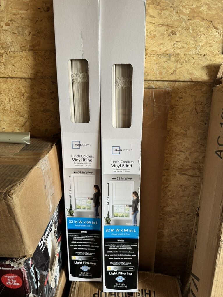 Mainstays 1in Cordless Vinyl Blind