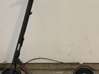 Segway Ninebot Kickscooter ES2 Electric Scooter - Dark Gray