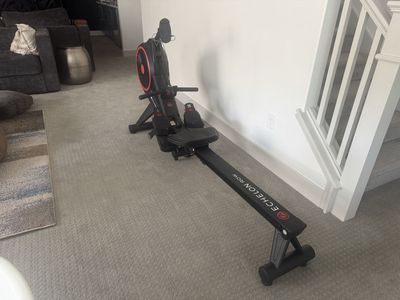 Row machine - echelon row-